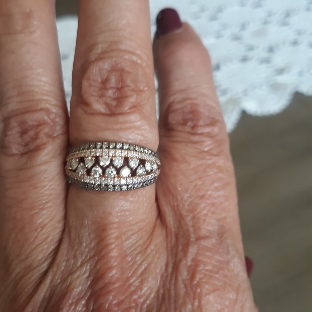 Ring - Picture 3 of 3